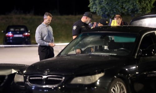 Video mladića u čiji se automobil zabio Mercedes u Buzinu: 'Da nije bilo mene... '