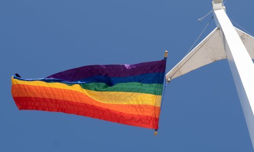 Zločin iz mržnje: Bacili baklje na LGBTIQ+ koncertu u Puli