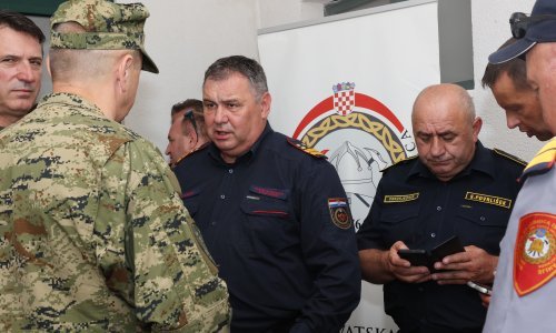 Vatrogasci spremni za protupožarnu sezonu; na četiri mjesta će biti samo vatrogaskinje