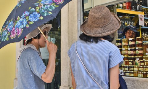 Početak ljeta obilježit će vrućina. Objavljeno upozorenje