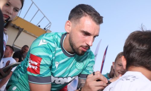 Evo koliko je plastičnih boca potrebno za novi zeleni dres Bilih i što piše na ovratniku