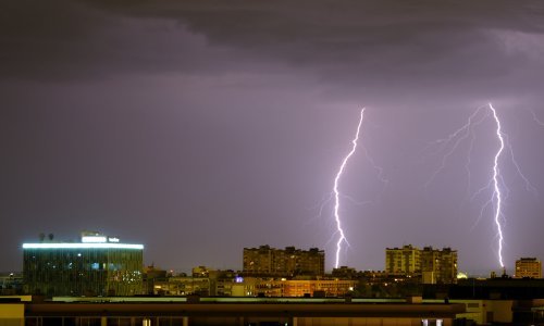 Prvi put upaljen crveni alarm: Poslijepodne stiže veliko nevrijeme