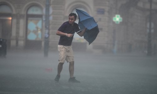 DHMZ objavio meteoalarme. Na snazi u različitim regijama crveni, narančasti i žuti