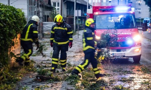 Nevrijeme protutnjalo dijelom Hrvatske, štete će se zbrajati danima