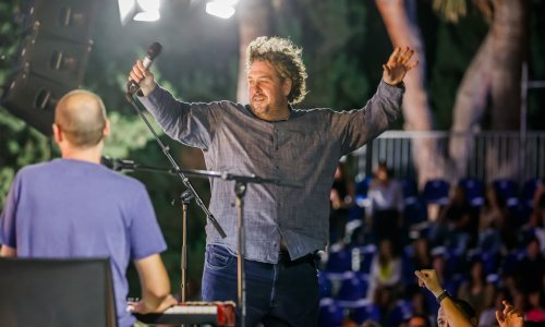 Pogledajte atmosferu na koncertu TBF-a: Još jednom je pokazao zašto ih publika obožava