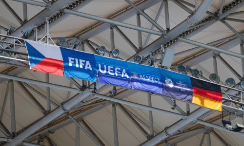 Englezi umarširali u četvrtfinale, Nijemci na rubu ispadanja