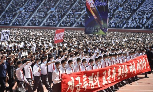 U Sjevernoj Koreji masovni skupovi protiv SAD-a, upozoravaju na nuklearni rat