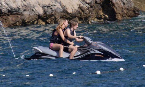 Uživa na odmoru: Luku Modrića dočekala gozba u luksuznom restoranu