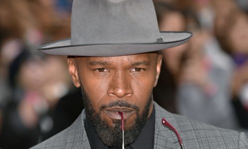 Očiju punih suza Jamie Foxx se u videu obratio obožavateljima