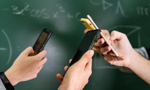 Od iduće godine u nizozemskim učionicama zabranjeni mobiteli