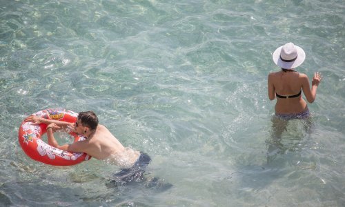 Toplinski udar: DHMZ izdao posebno upozorenje za Dalmaciju i riječku regiju