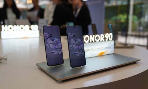 Serija HONOR 90 u Parizu predstavljena u velikom stilu!