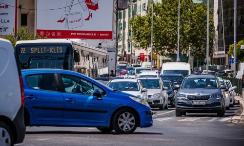 Počinje Ultra u Splitu; pred ulazom u grad stvaraju se kolone