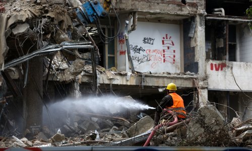 Evo kako napreduje rušenje u Paromlinskoj: Cijeli blok dobiva novo ruho