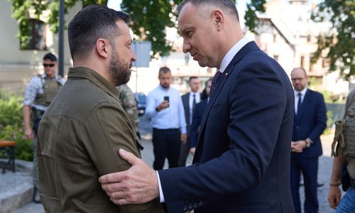 Zelenski i Duda odali počast žrtvama pokolja iz Drugog svjetskog rata