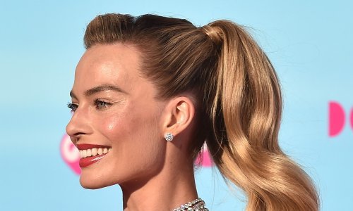 Sviđaju vam se Barbie frizure Margot Robbie? Evo kako ih sami možete postići