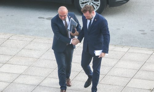 Radman i Banožić ne vide ništa sporno u tome što na NATO samitu nisu s Milanovićem