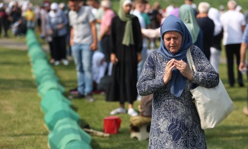 'Ponašanje onih koji niječu genocid ravno je odgovornosti ubojica'