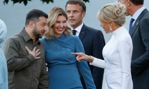 Brigitte Macron istaknula figuru u svjetlucavoj haljini i zablistala s Olenom Zelenskom