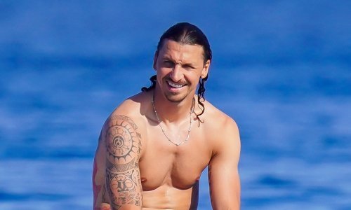 Kakvi prizori: Zlatan Ibrahimović glavna je tema kupača, u oči upadaju mišići i brojne tetovaže