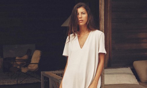 Ova laskava Zarina haljina neodoljiva je opcija za dame 50+