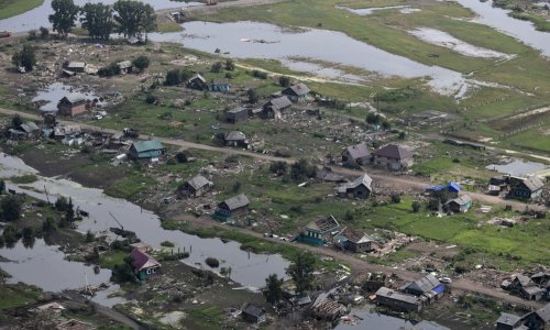 Šumski požari i poplave haraju Rusijom, stradale najmanje tri osobe