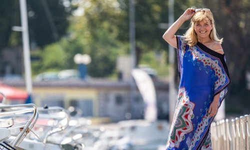 Kao djevojčica: S mokrom kosom i osmjehom na licu, Sanja Doležal 'uživa na najjače'