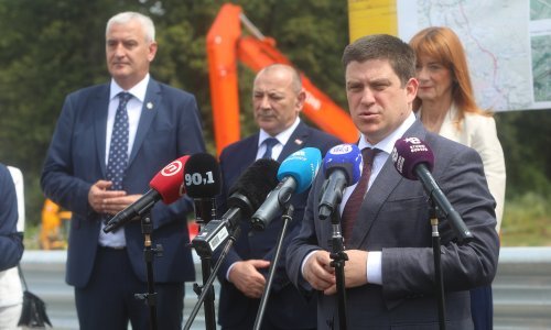 Butković: Ne dolazi u obzir raskid ugovora između Strabaga i HŽ Infrastrukture