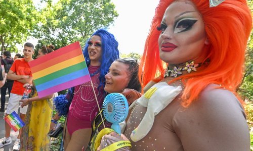 Tisuće u Povorci ponosa, Orban zabranjuje 'prikazivanje homoseksualnosti'