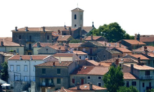 Britanci pišu o 'zaboravljenom otoku na kojem su cijene upola manje nego na Hvaru'