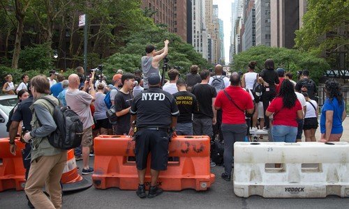 Trojica mladića ranjena u pucnjavi na njujorškom Times Squareu