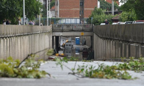 HŽ: Zbog posljedica nevremena željeznički promet na pojedinim dionicama u prekidu