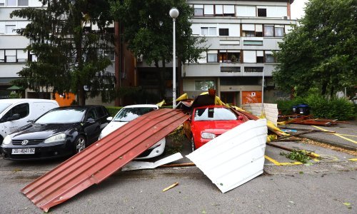 Ove snimke govore o kaosu nastalom u dosad neviđenoj oluji u Zagrebu