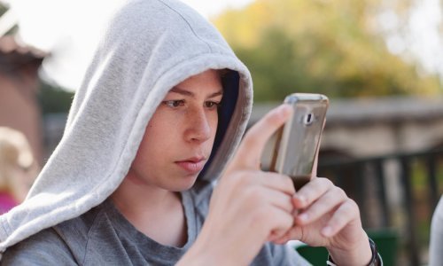 Mladi na netu ne razlikuju prave od lažnih vijesti