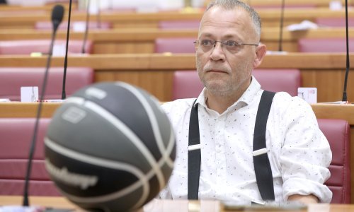 Hasanbegović novinarima: Ovo vam ni ja ne bih napravio