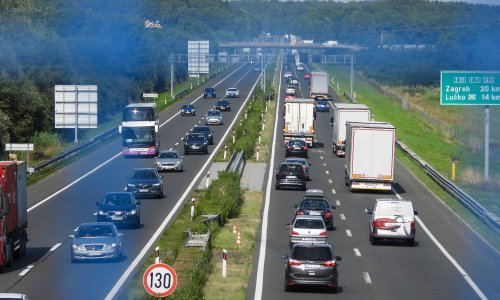 U koloni se vozi kod Svetog Roka, povećan promet kod Lučkog