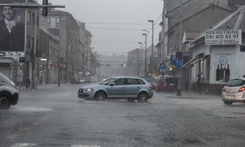 U Sloveniji narančasti alarm, stiže nova oluja, ne mogu predvidjeti gdje će udariti