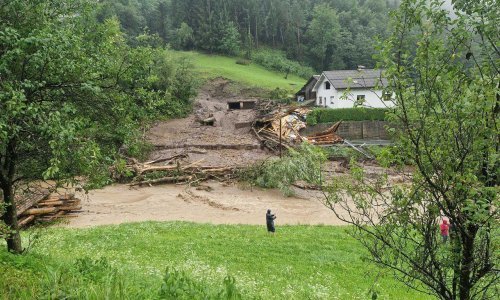 Drama u Sloveniji: Aktivirala se klizišta, zbog bujica došlo do evakuacija