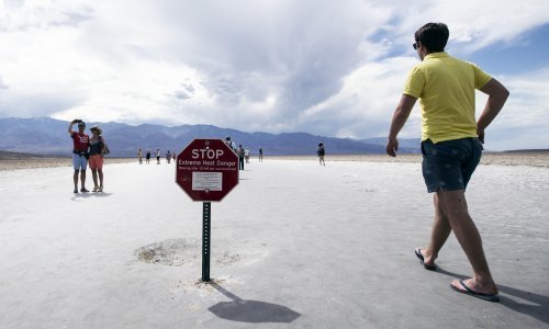 Grčku pogodio toplinski val, u Dolini smrti u SAD-u bit će više od 56 stupnjeva
