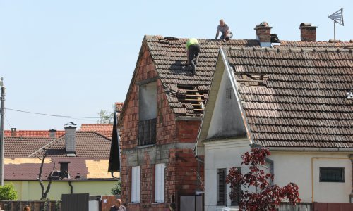 Dio Slavonije i dalje bez struje, ljudi su očajni, vape za pomoći