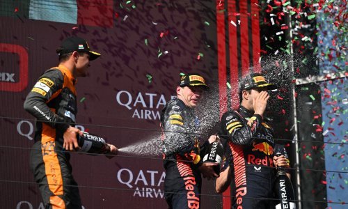 Pogledajte kako je Lando Norris uništio Verstappenov trofej vrijedan 40 tisuća eura