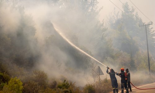 Šumski požari koji dva tjedna haraju Grčkom napokon se smiruju