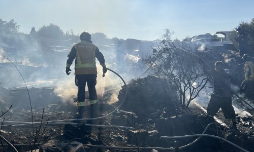 Požar na Čiovu još nije u potpunosti ugašen, cijelu noć dežuraju 62 vatrogasca
