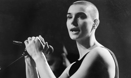 Što se dogodilo kad je Sinéad O'Connor uživo na TV-u poderala sliku pape