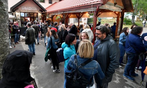 Petak na Petehovcu: Od joge do horror mjuzikla, ali ako dolazite - ponesite zimske jakne