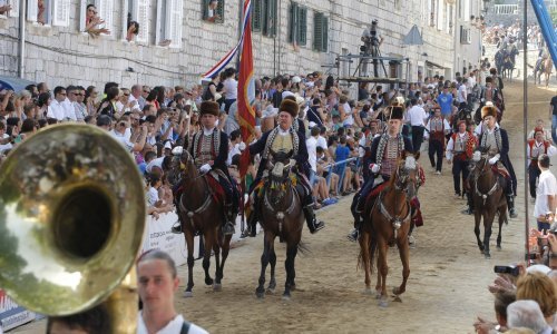 Sinjska alka - igra koja se trčala u Splitu, Beogradu i Zagrebu