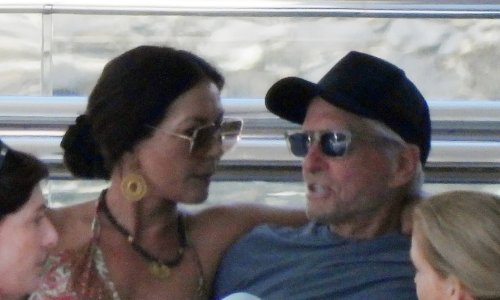 Priljubljeni jedno uz drugo: Catherine Zeta-Jones i Michael Douglas snimljeni na luksuznoj jahti