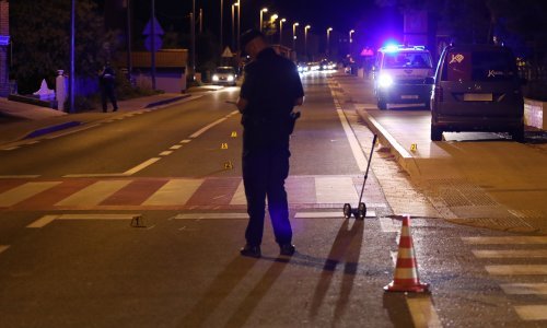 Tragedija kod Šibenika: Vozač udario dvoje mladih na pješačkom