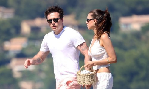 Cipele koje smo obožavali prije dvadesetak godina ponovo su u modi - i izgledaju bolje no ikad