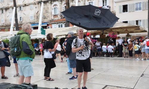 Kreće pogoršanje vremena, oglašen žuti alarm za Jadran i dio kontinenta